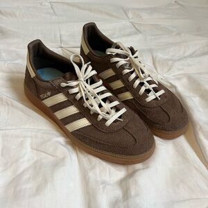 Adidas Women's Brown and Cream Sneakers